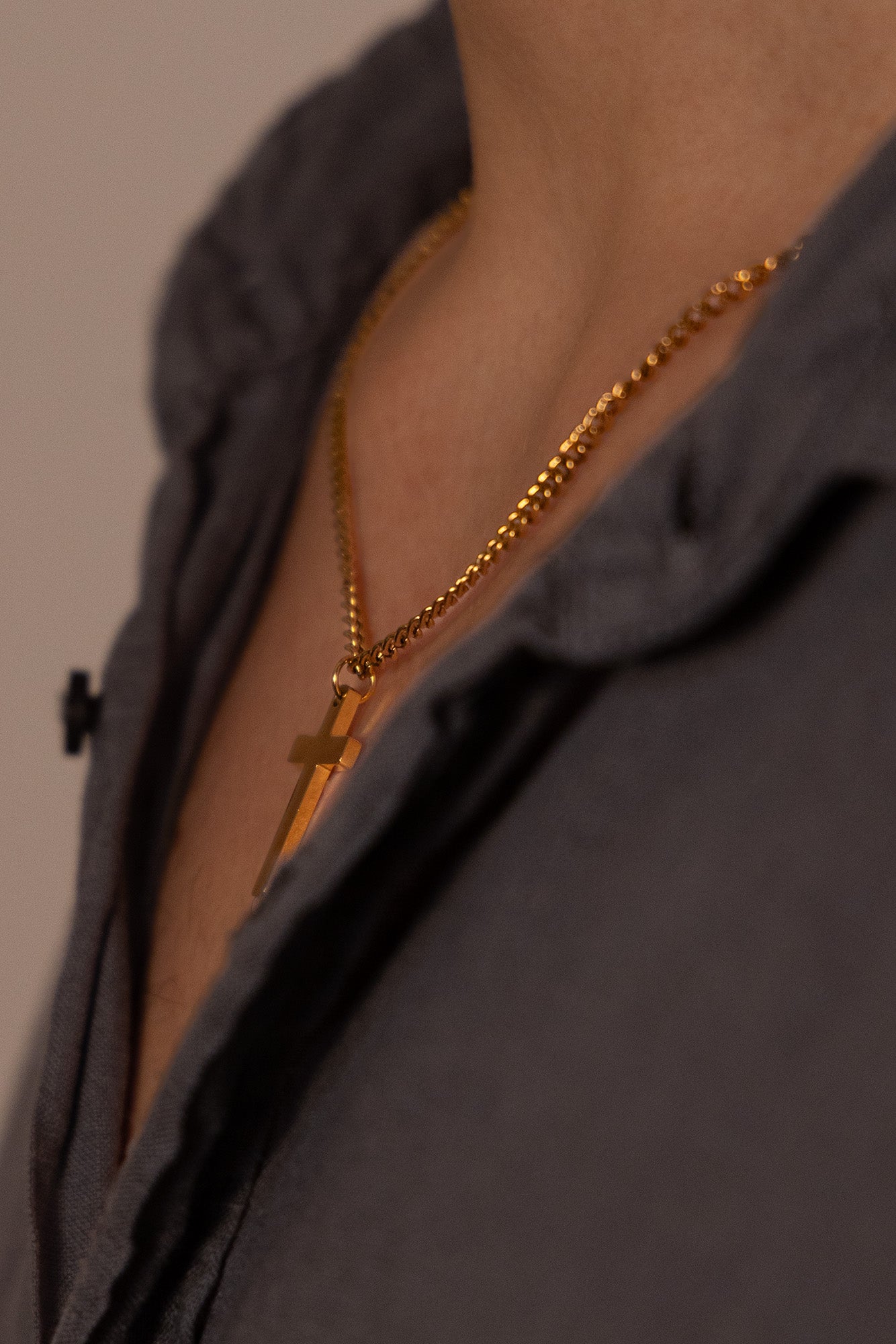 CROSS NECKLACE