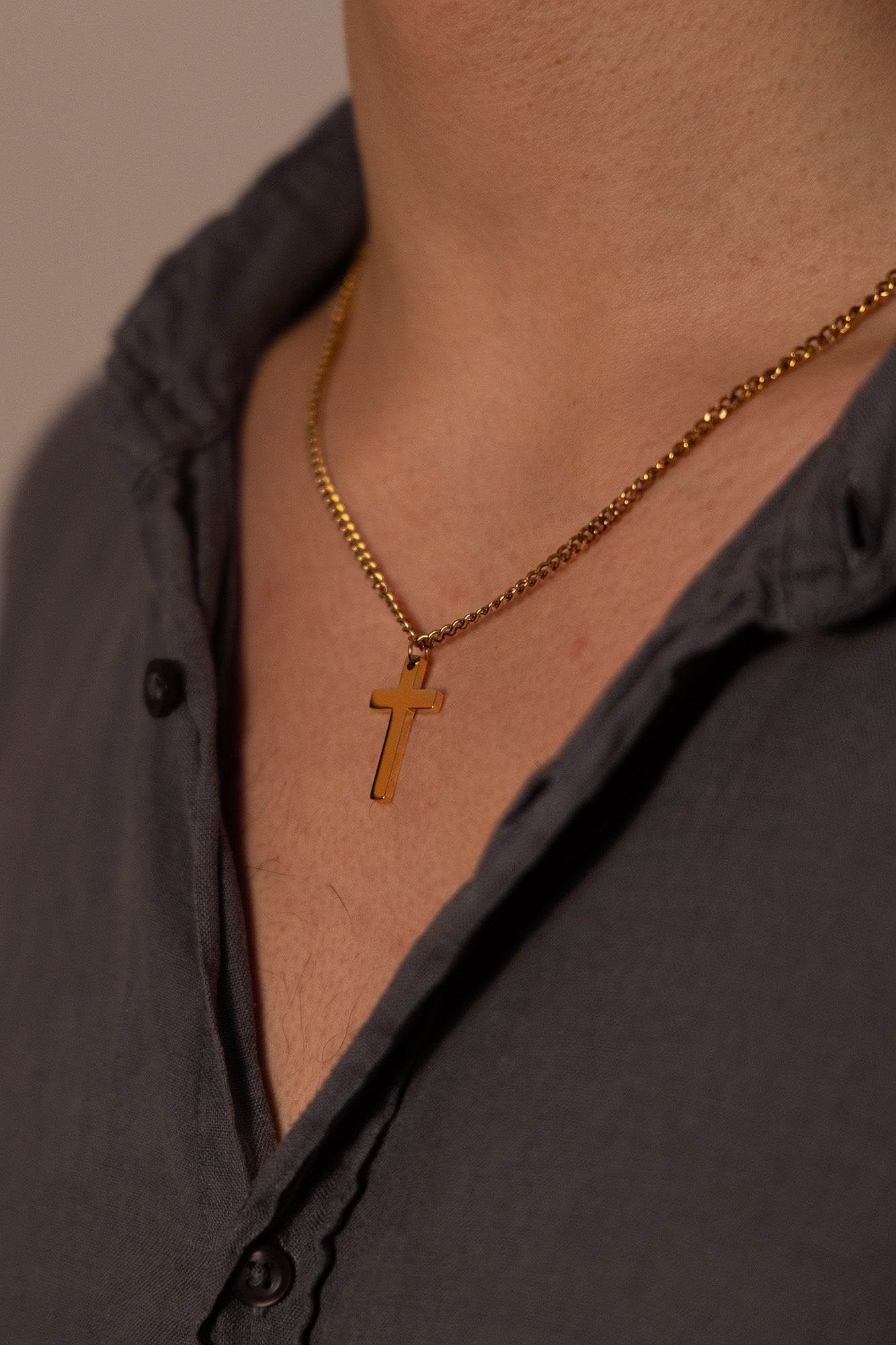 CROSS NECKLACE