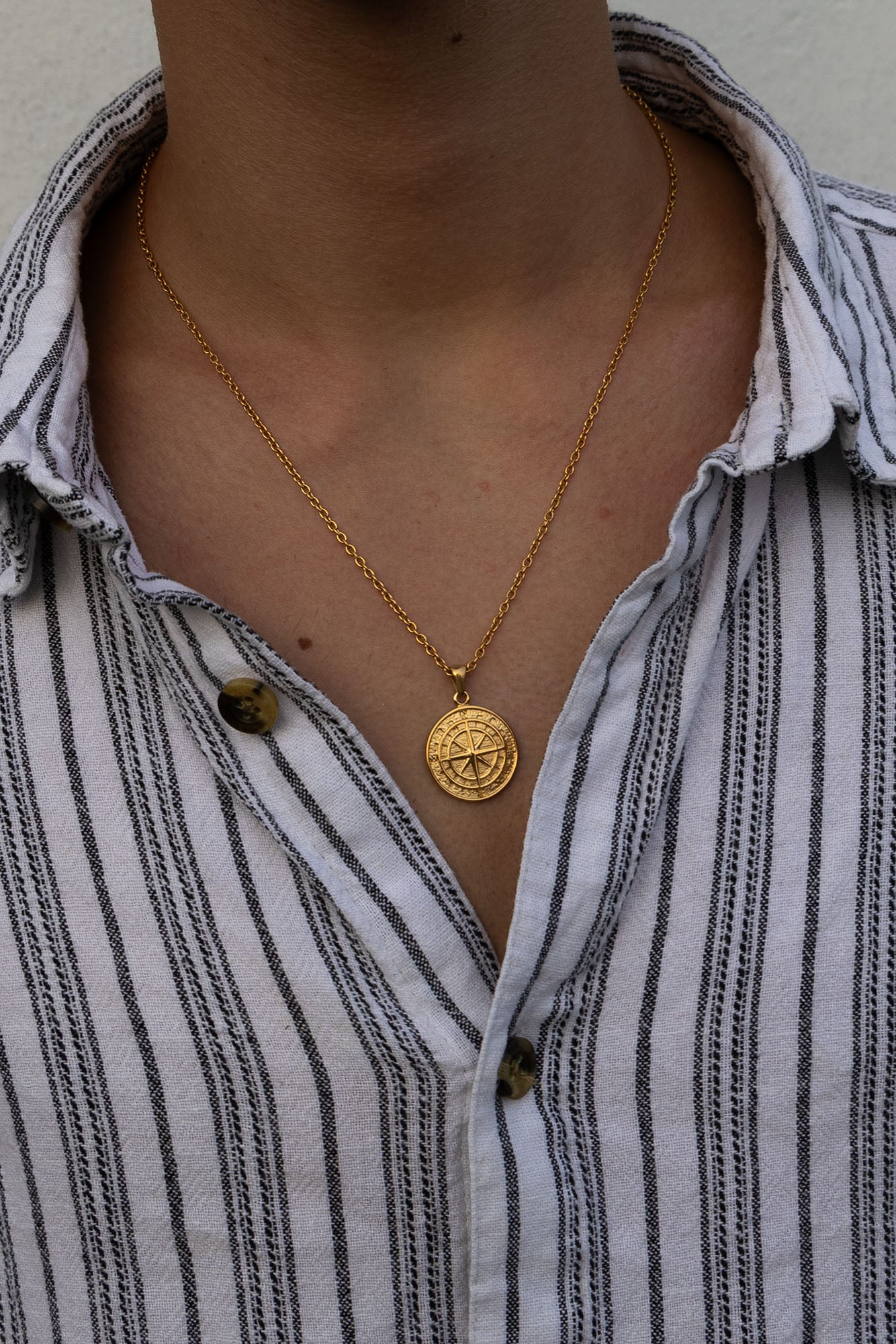 COMPASS NECKLACE